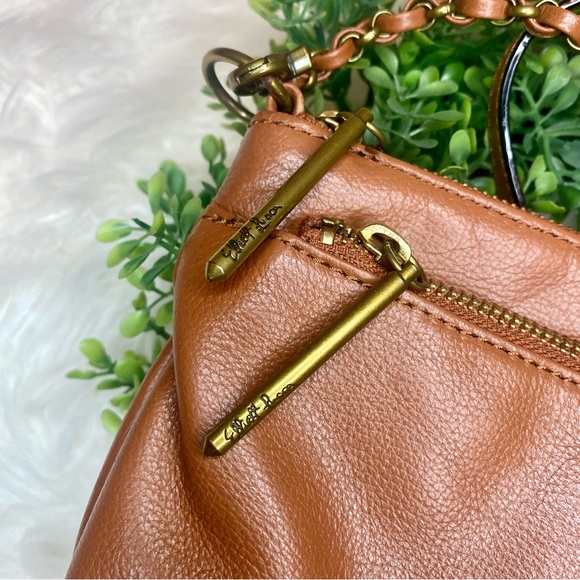 ♥️SOLD♥️Elliott Lucca Brown Leather Crossbody - Picture 2 of 9